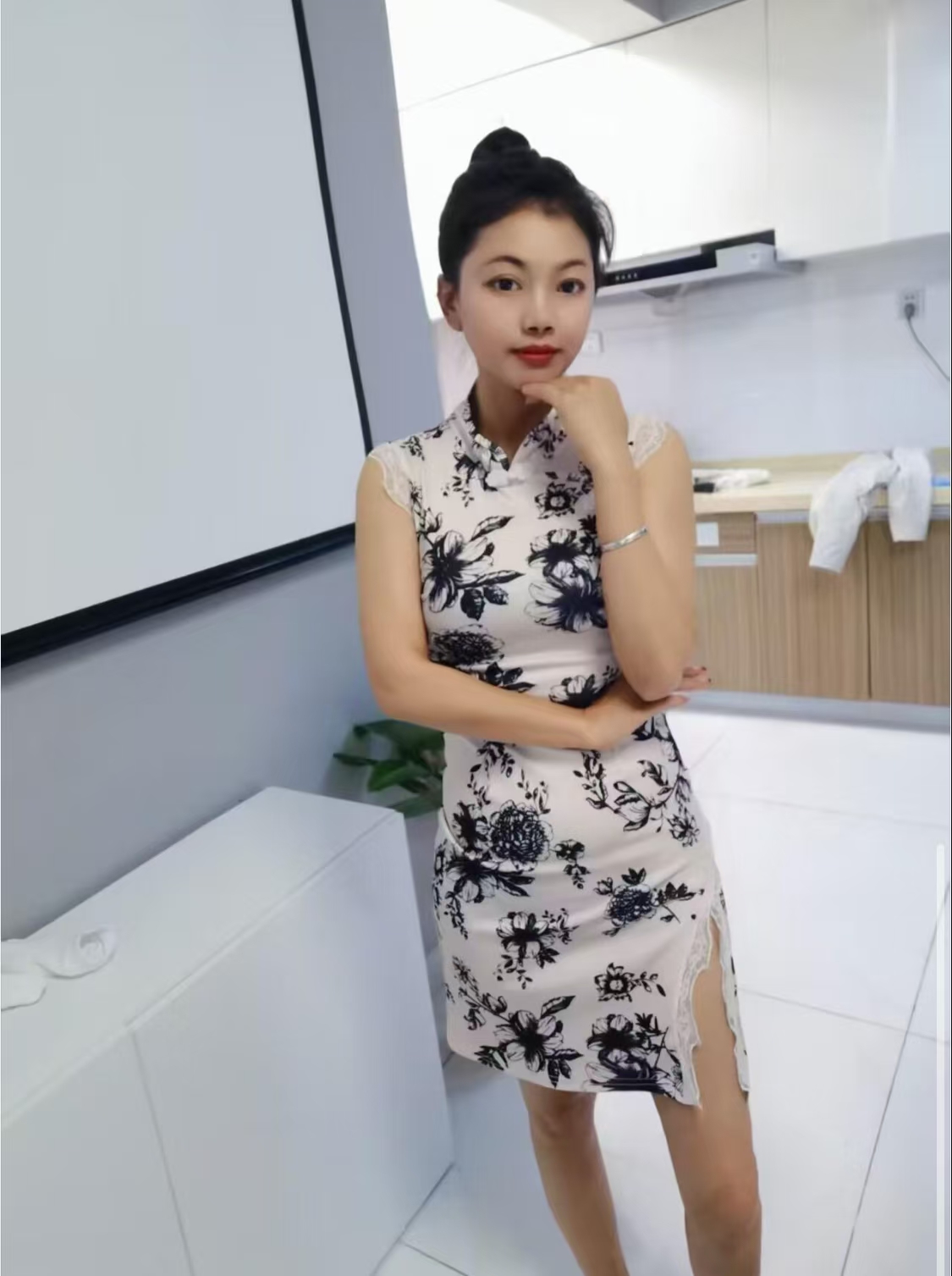 南京楼凤，南京桑拿，探妹吧楼凤