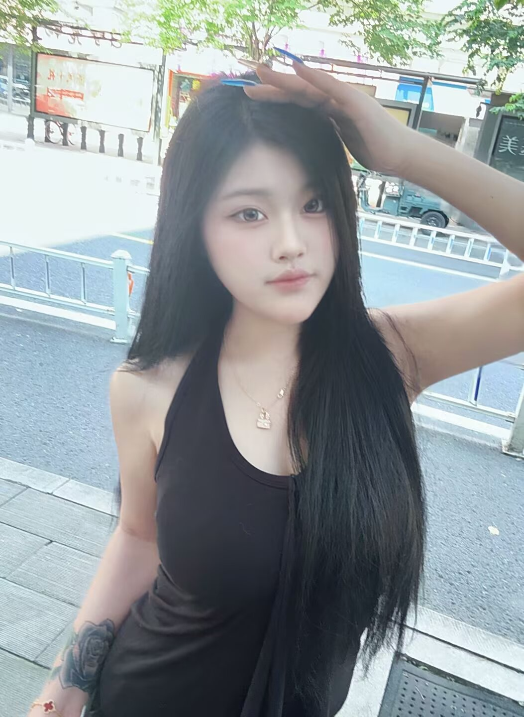 胡志明楼凤站街女,胡志明半套会所